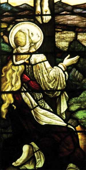Магдалина во время распятия... Витраж из церкви в городке Дорсет, Англия (Dorset Village)